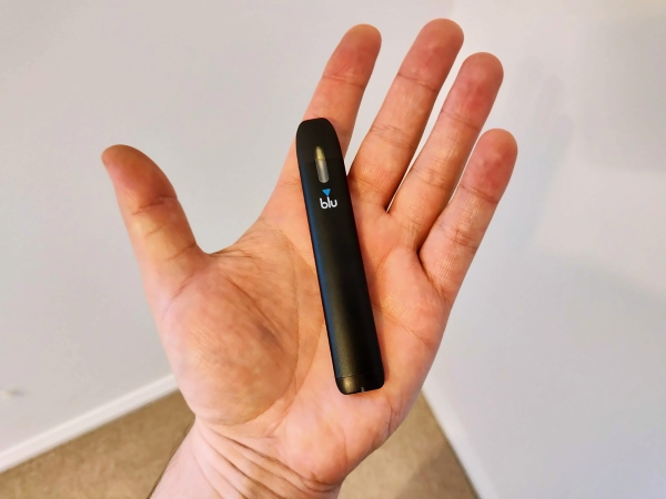 JUUL vs Blu What s The Best Vape Pen Option For 2018