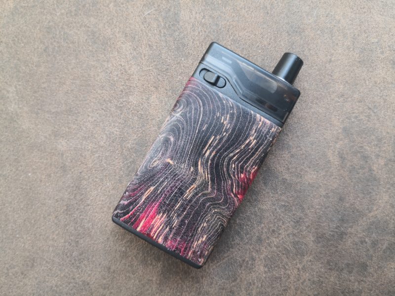 Ultroner Theia Review: A Quirky and Totally Unique AIO Vape