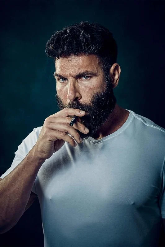 10 Celebrities That Vape (Inc. Tom Hardy & Johnny Depp)